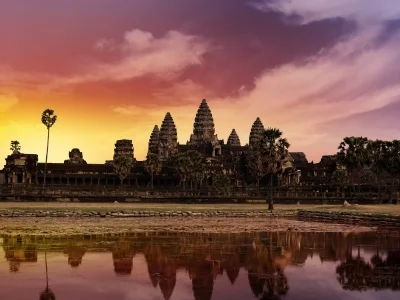 Angkor Wat auringonlaskun aikaan